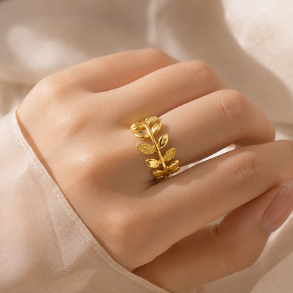 Elegance Gold Leaf Ring – Adjustable Vintage Finger Ring