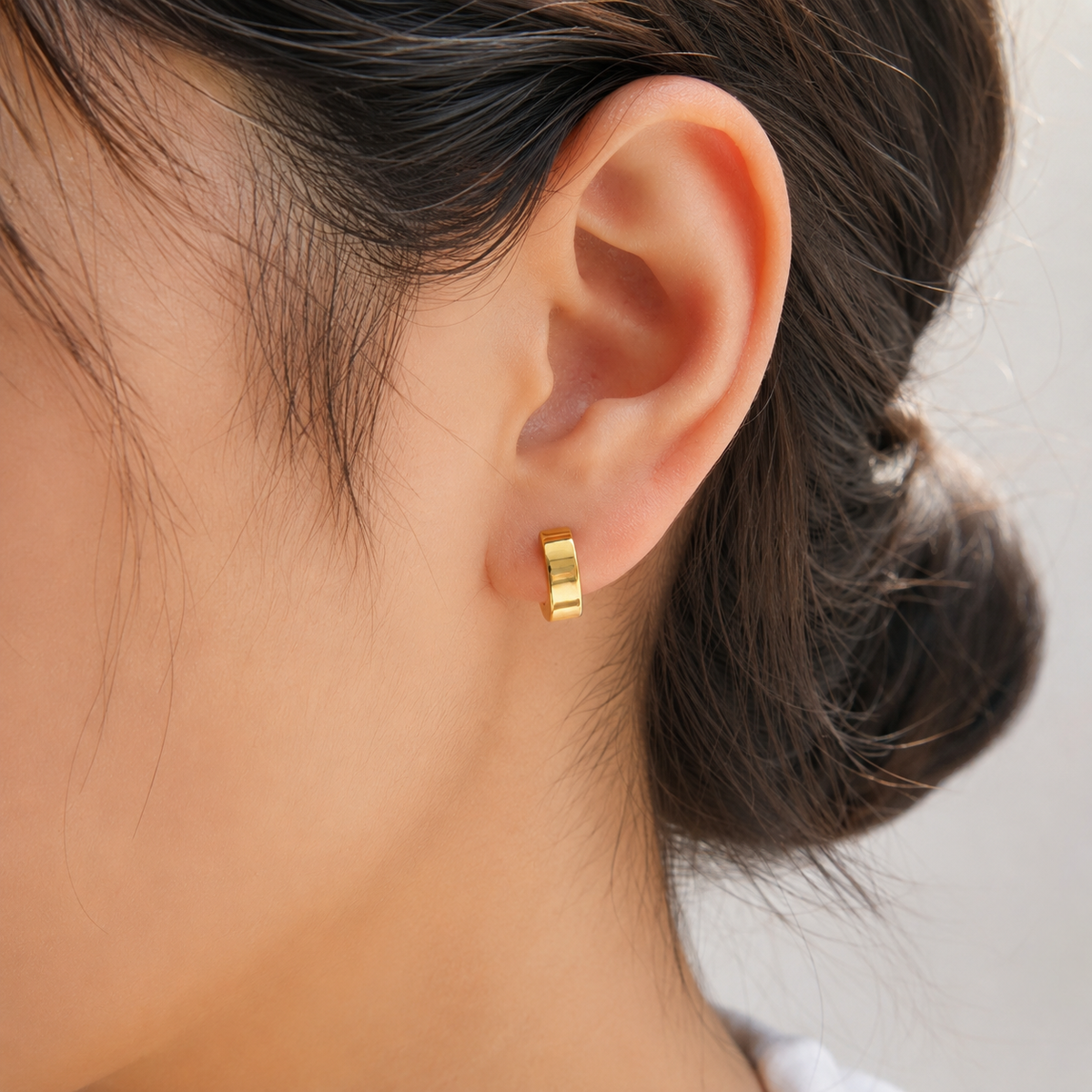 3-Pair Gold-Plated Stainless Steel Huggie Hoop Earring Set