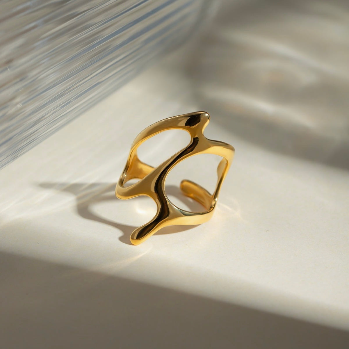 Elegant Gold Statement Ring for Women – Stylish Open Finger Ring