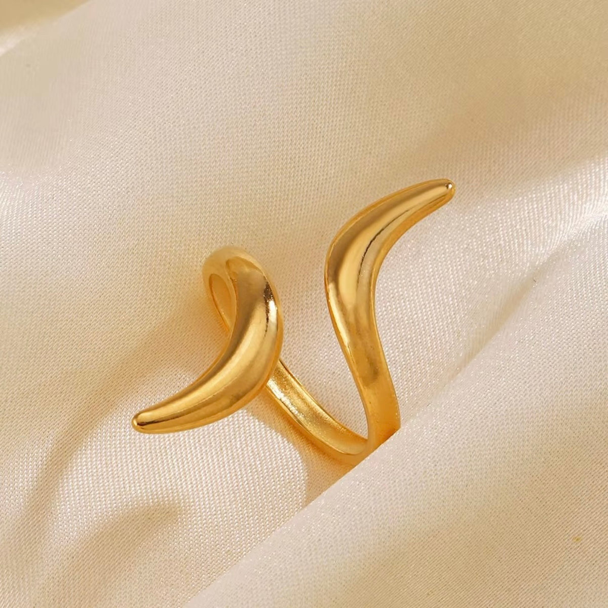 Adjustable Curved Gold Open Ring for Women