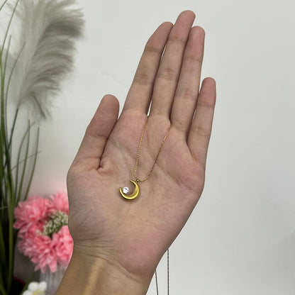 Dainty Gold Crescent Moon Pendant Necklace with Solitaire Crystal