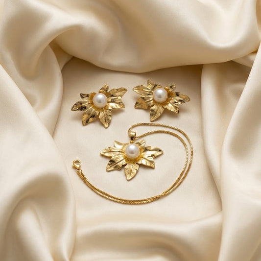 Anti-Tarnish Gold Plated Leaf Pearl Pendant & Earrings Combo